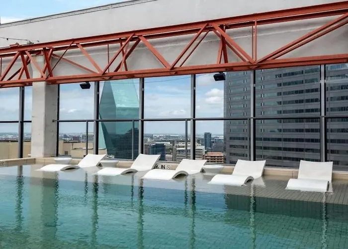 18Th Fl Stylish Cozysuites With Pool, Gym #1