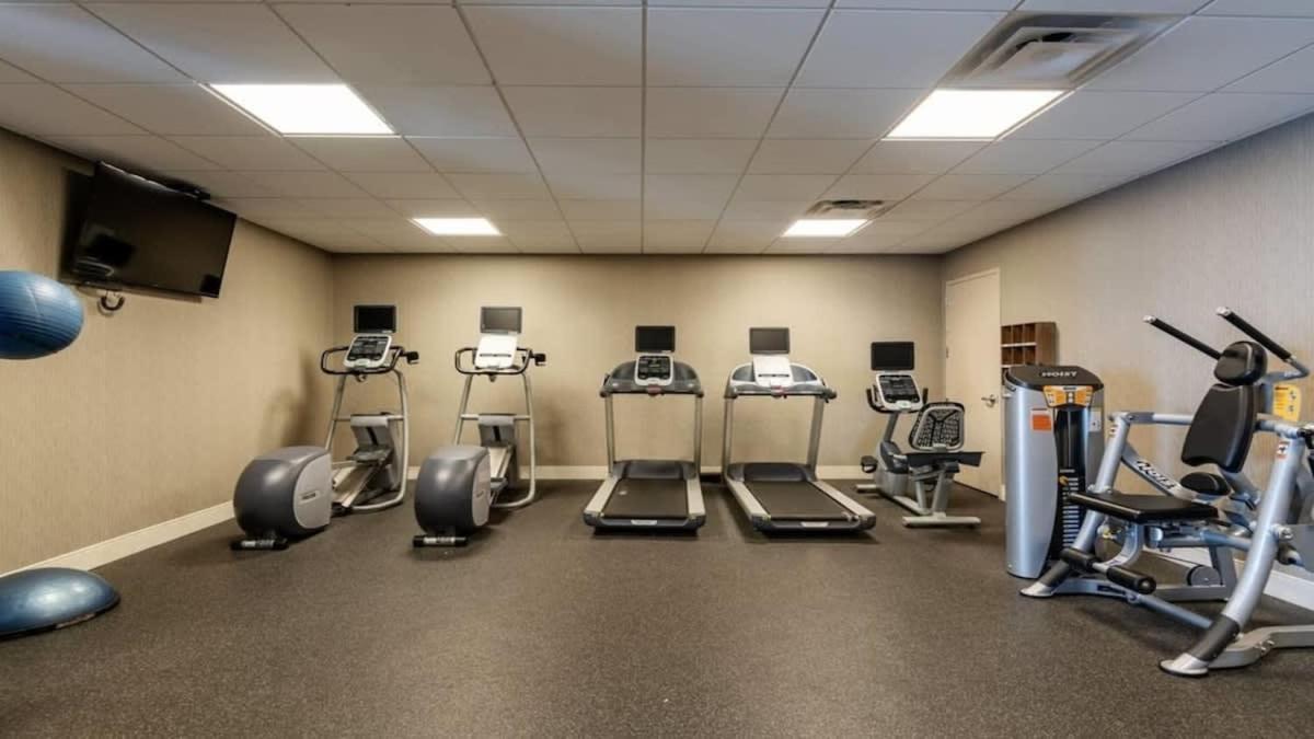 18th Fl Stylish Cozysuites With Pool, Gym #1 Appartamento *
